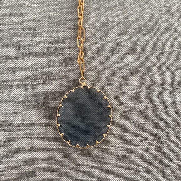 Gorgeous long necklace - Picture 2 of 4